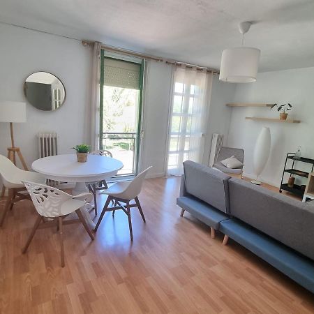 Un Rincon Con Vistas Al Parque Wifi Junto A Catedral By Apartamentos Логроньо Экстерьер фото