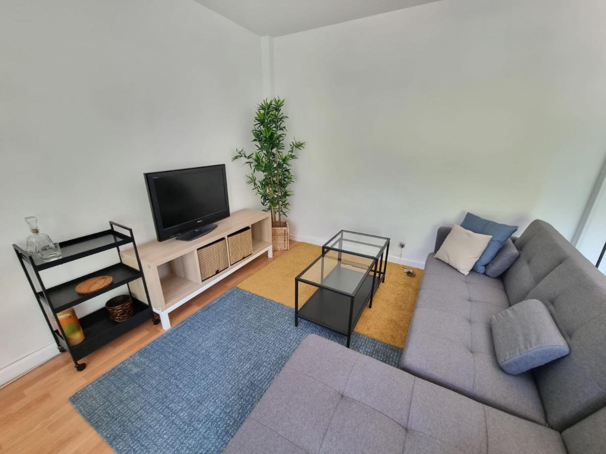 Un Rincon Con Vistas Al Parque Wifi Junto A Catedral By Apartamentos Логроньо Экстерьер фото